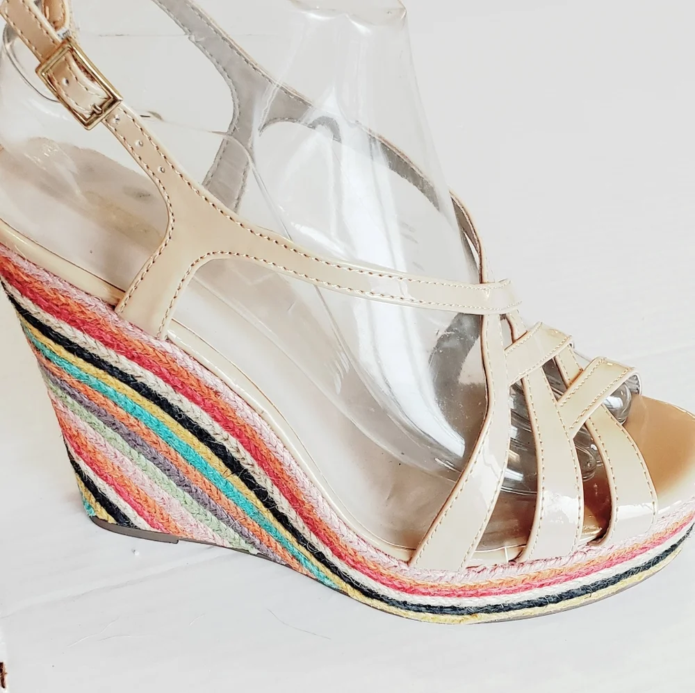 NWT! Cato Wedge